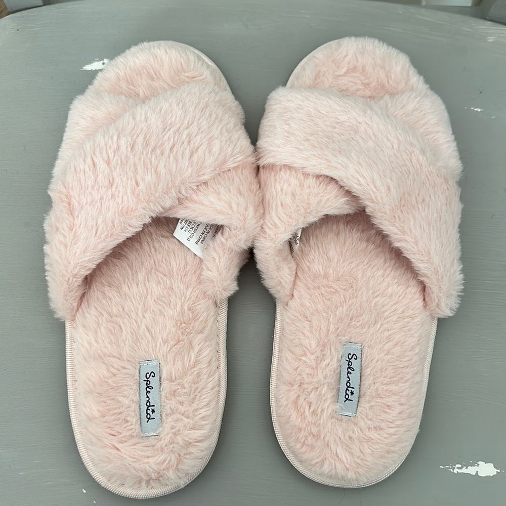 Splendid slippers
